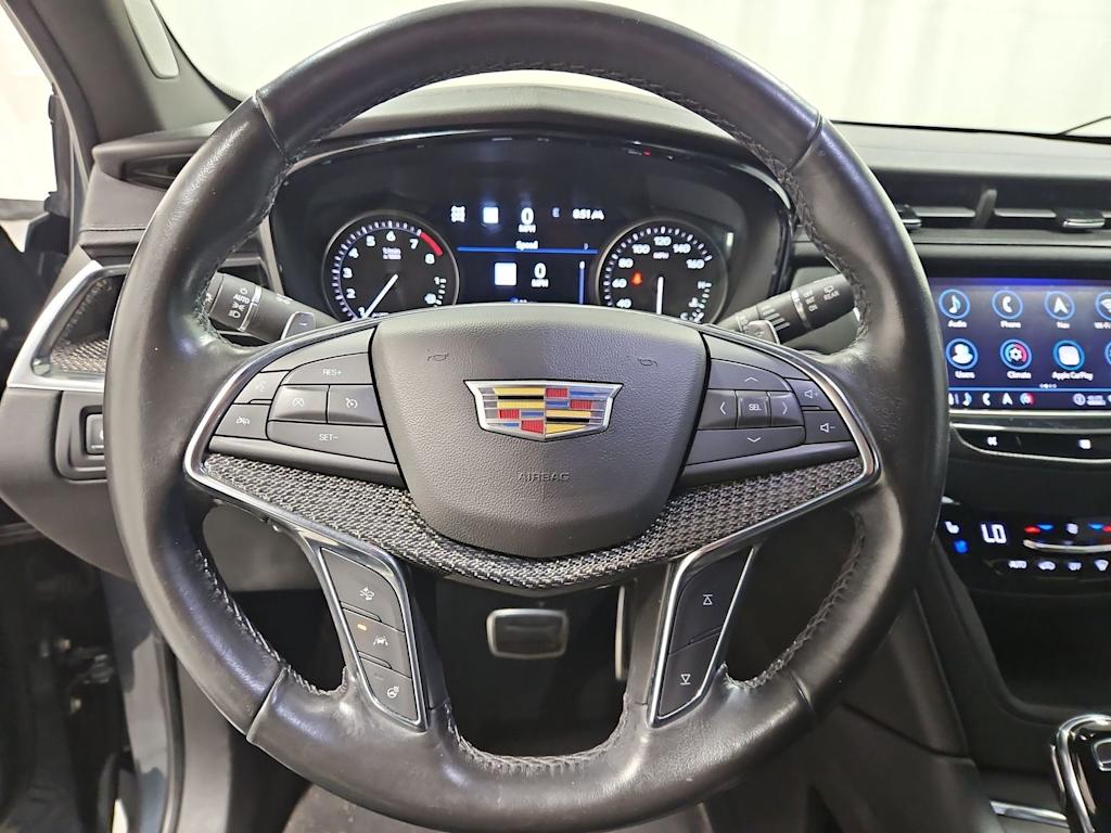 Thumbnail: 2020 Cadillac XT5 - 13