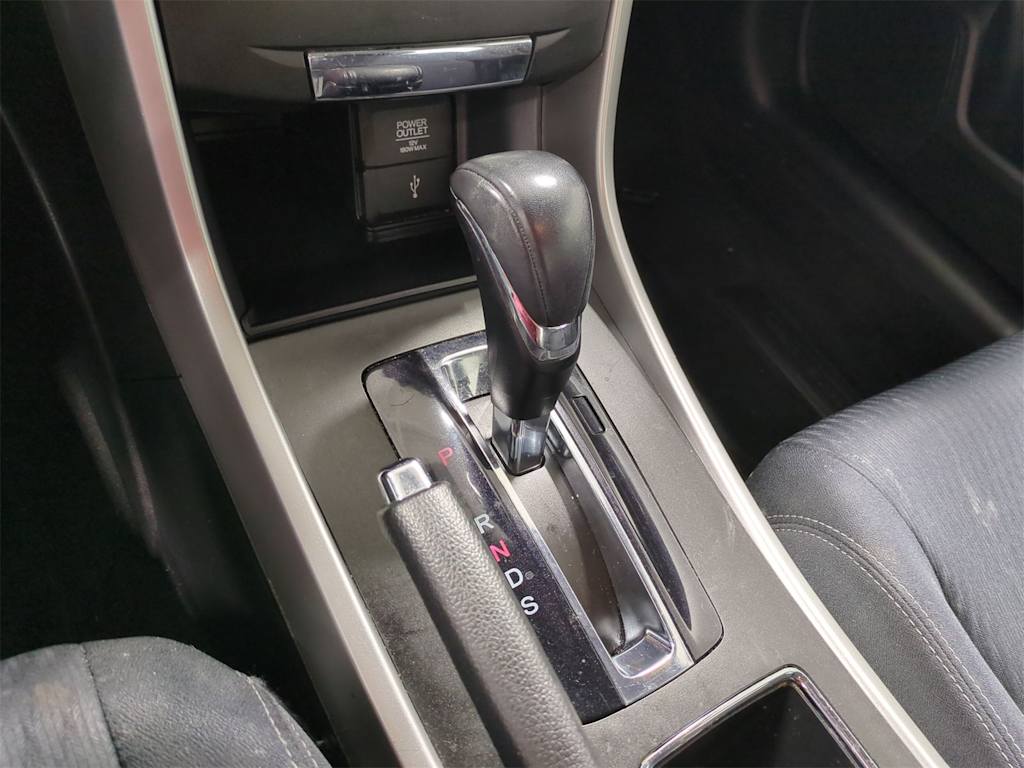 Thumbnail: 2015 Honda Accord - 14