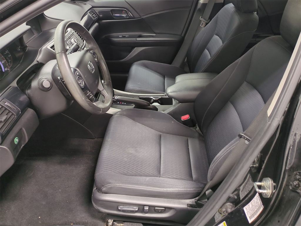 Thumbnail: 2015 Honda Accord - 9