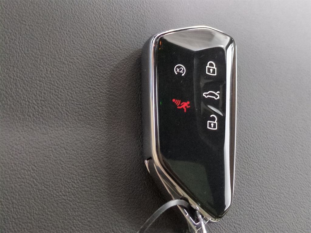 Thumbnail: 2026 Volkswagen Atlas - 17