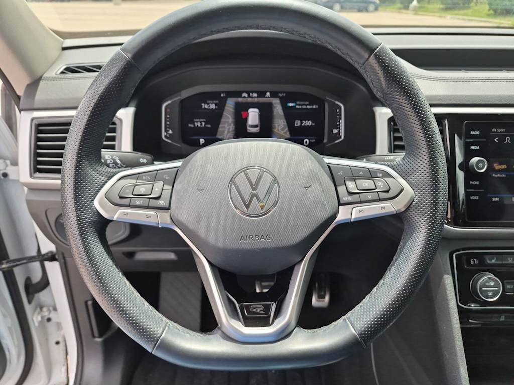 Thumbnail: 2022 Volkswagen Atlas - 13