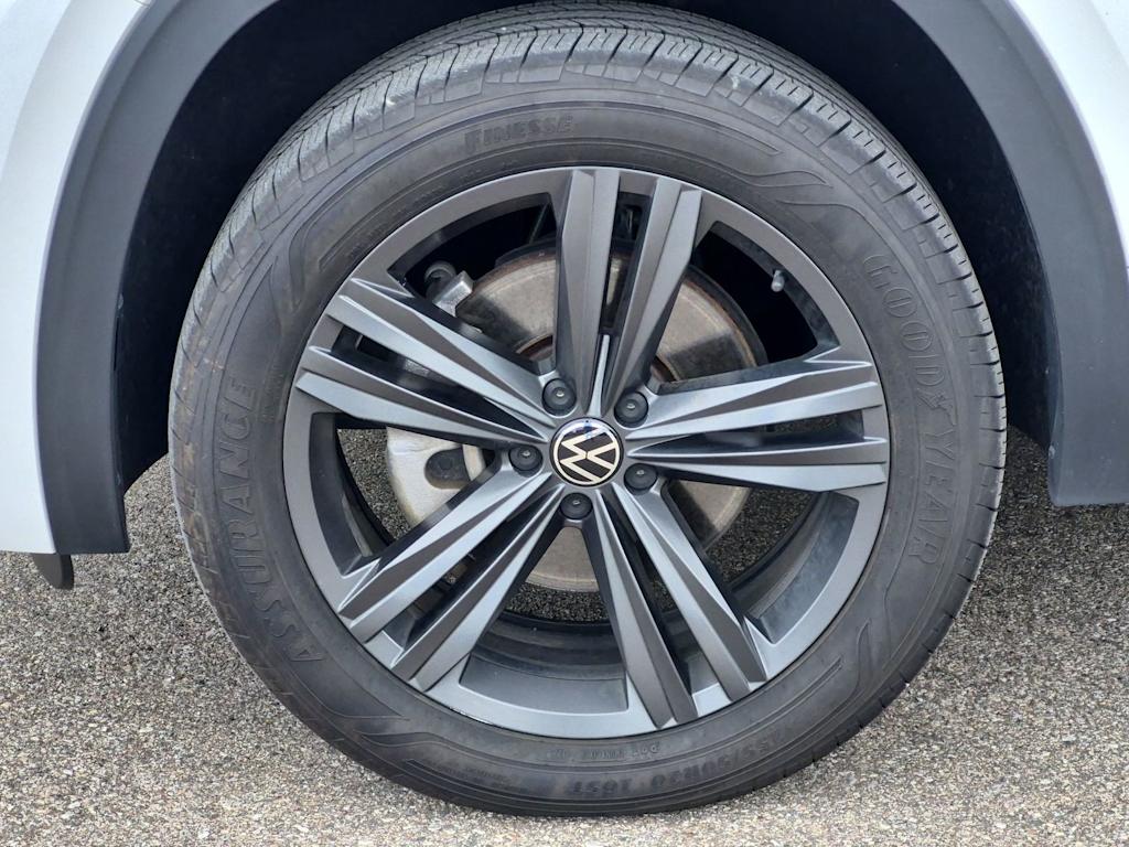 Thumbnail: 2022 Volkswagen Atlas - 8