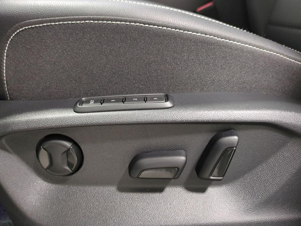 Thumbnail: 2026 Volkswagen Atlas - 33