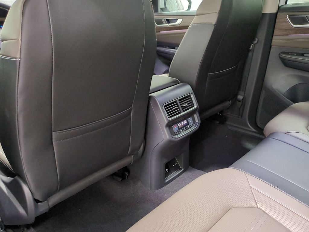 Thumbnail: 2026 Volkswagen Atlas - 13