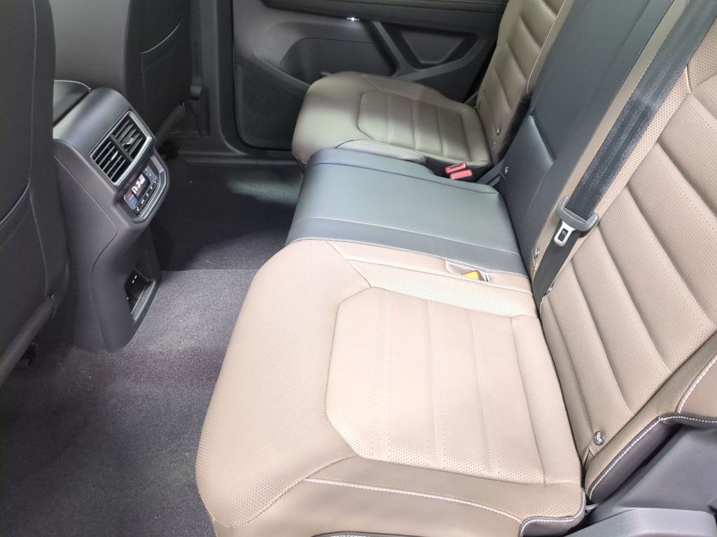 Thumbnail: 2026 Volkswagen Atlas - 12