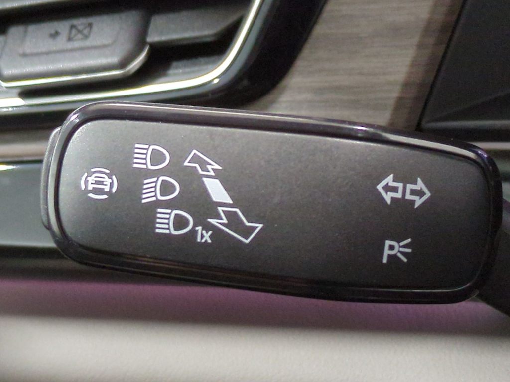 Thumbnail: 2026 Volkswagen Atlas - 17