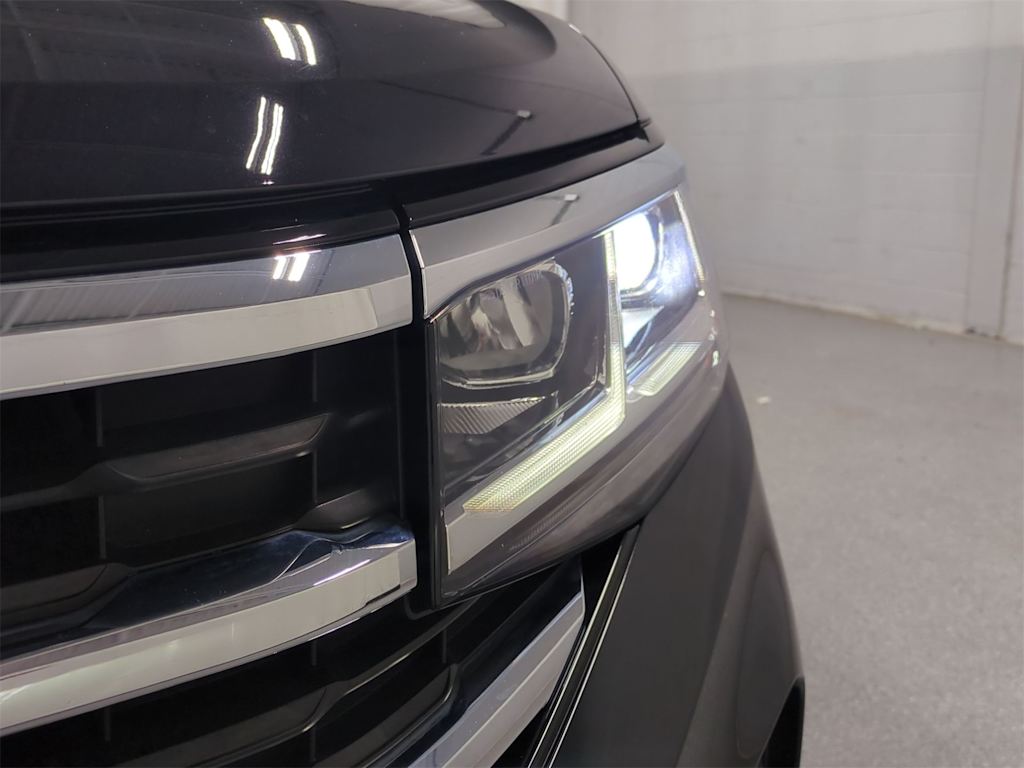 Thumbnail: 2022 Volkswagen Atlas - 7