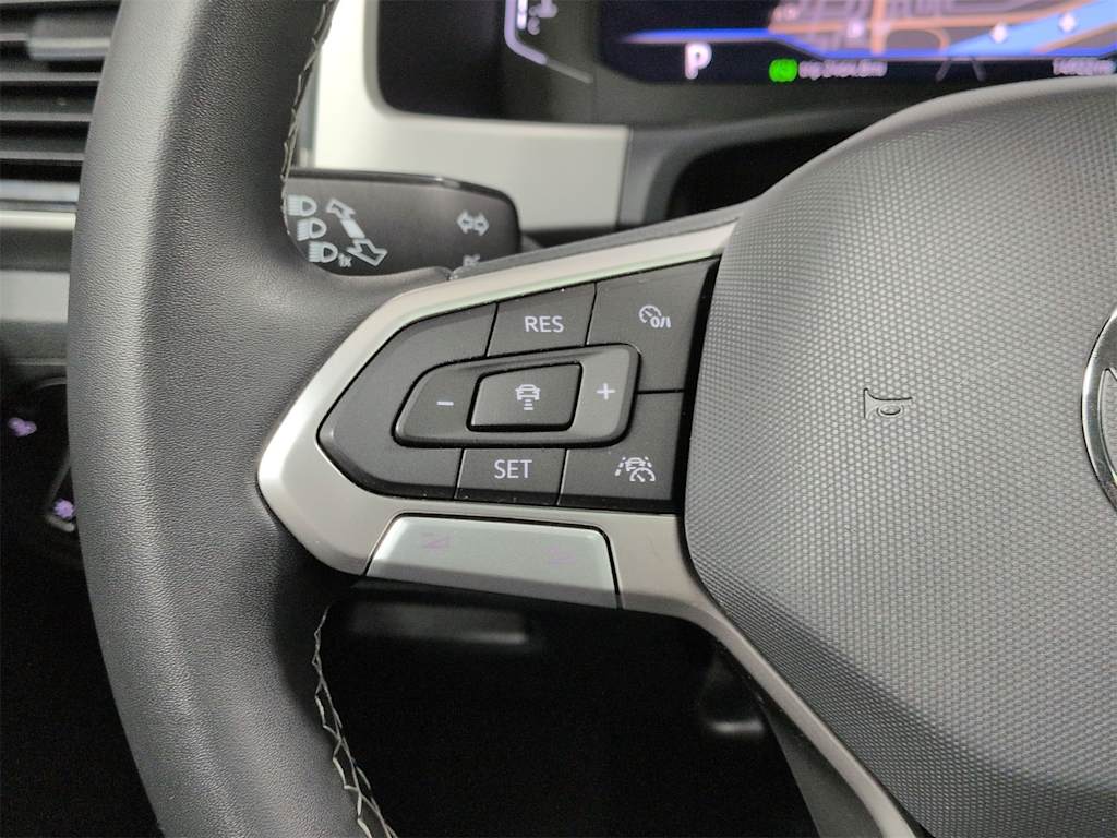 Thumbnail: 2023 Volkswagen Atlas - 32