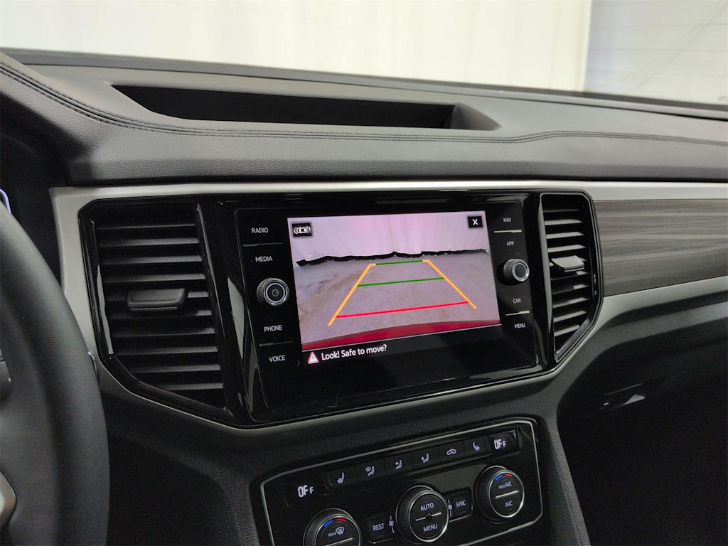 Thumbnail: 2023 Volkswagen Atlas - 37