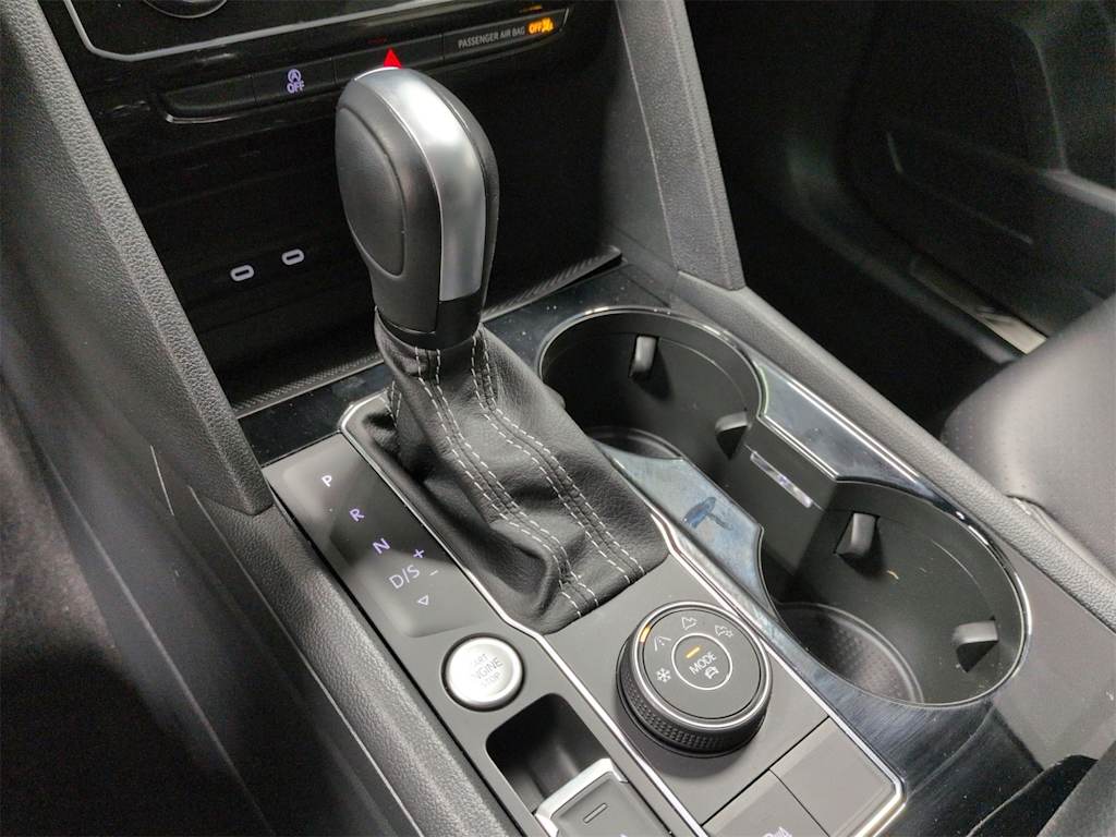 Thumbnail: 2023 Volkswagen Atlas - 16