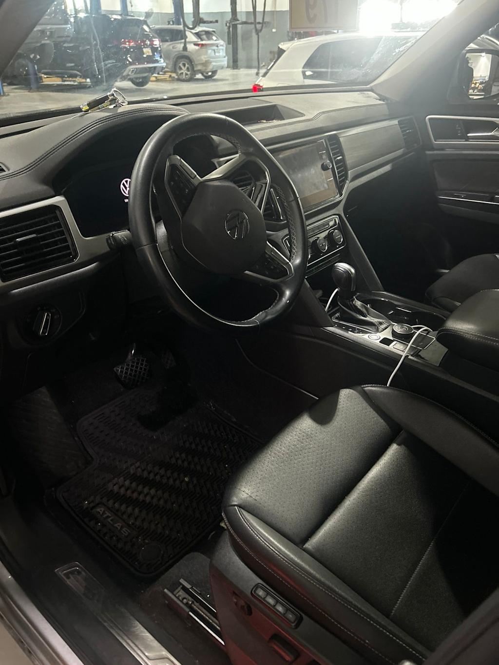 Thumbnail: 2021 Volkswagen Atlas - 2