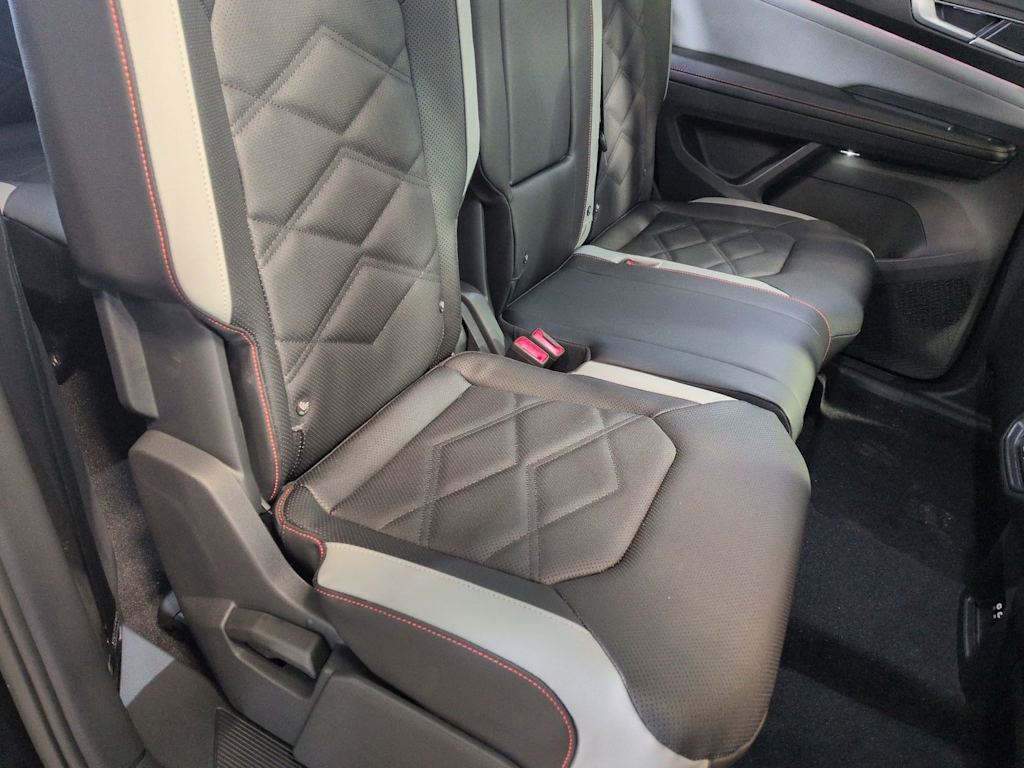 Thumbnail: 2026 Volkswagen Atlas - 29