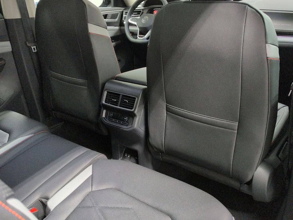 Thumbnail: 2026 Volkswagen Atlas - 12