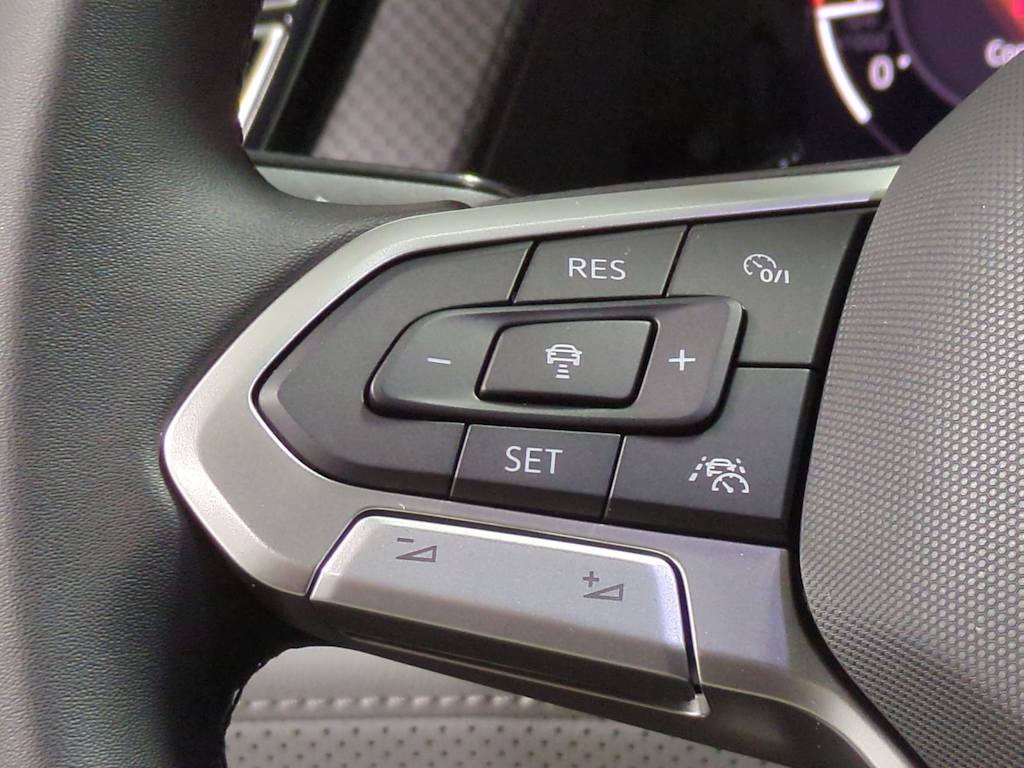 Thumbnail: 2026 Volkswagen Atlas - 29