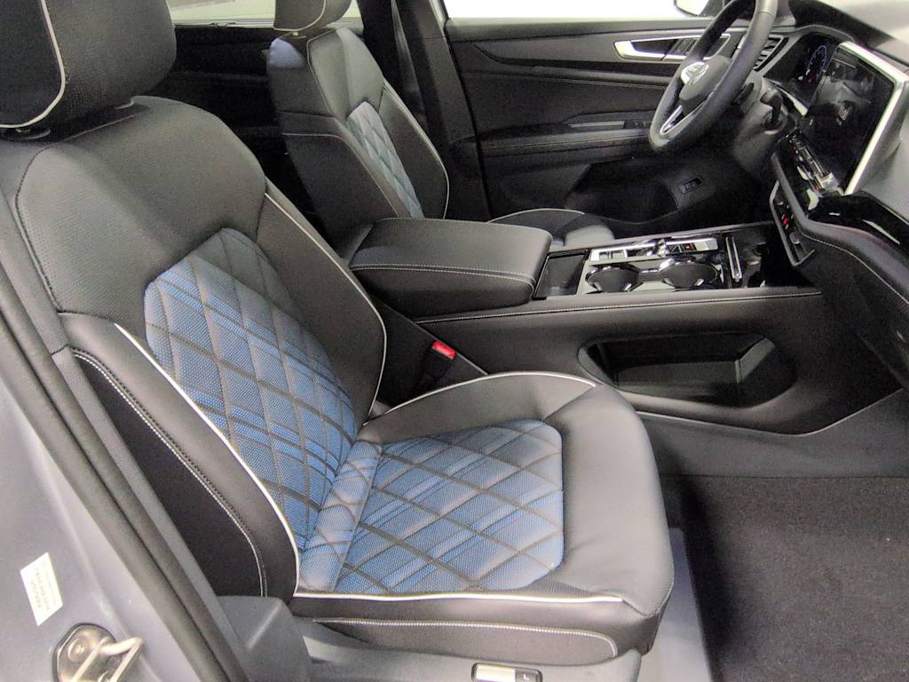 Thumbnail: 2026 Volkswagen Atlas - 12