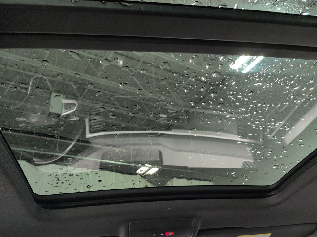 Thumbnail: 2021 Volkswagen Atlas - 26