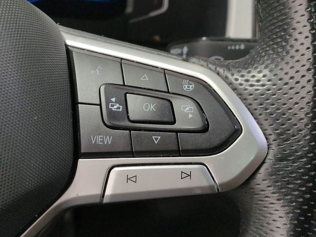 Thumbnail: 2021 Volkswagen Atlas - 31