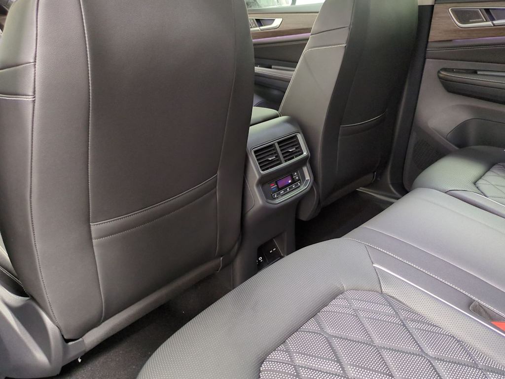 Thumbnail: 2026 Volkswagen Atlas - 13