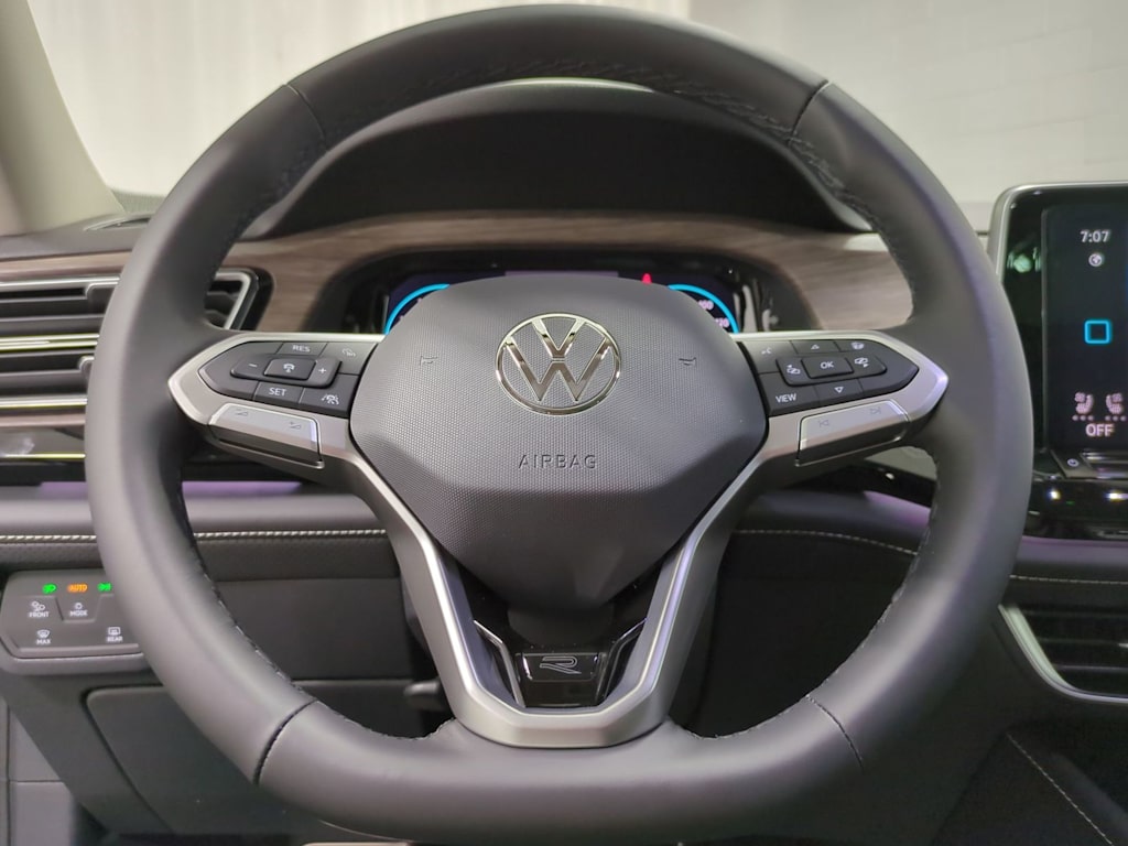 Thumbnail: 2026 Volkswagen Atlas - 14