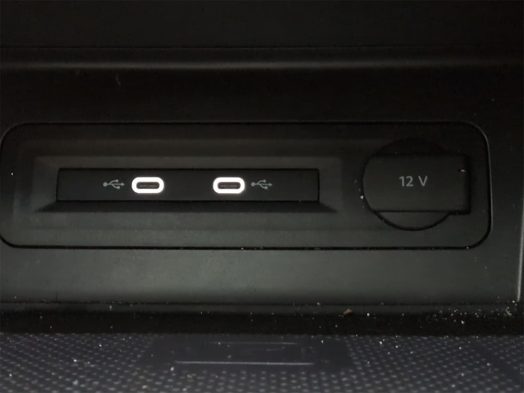 Thumbnail: 2023 Volkswagen Atlas - 38