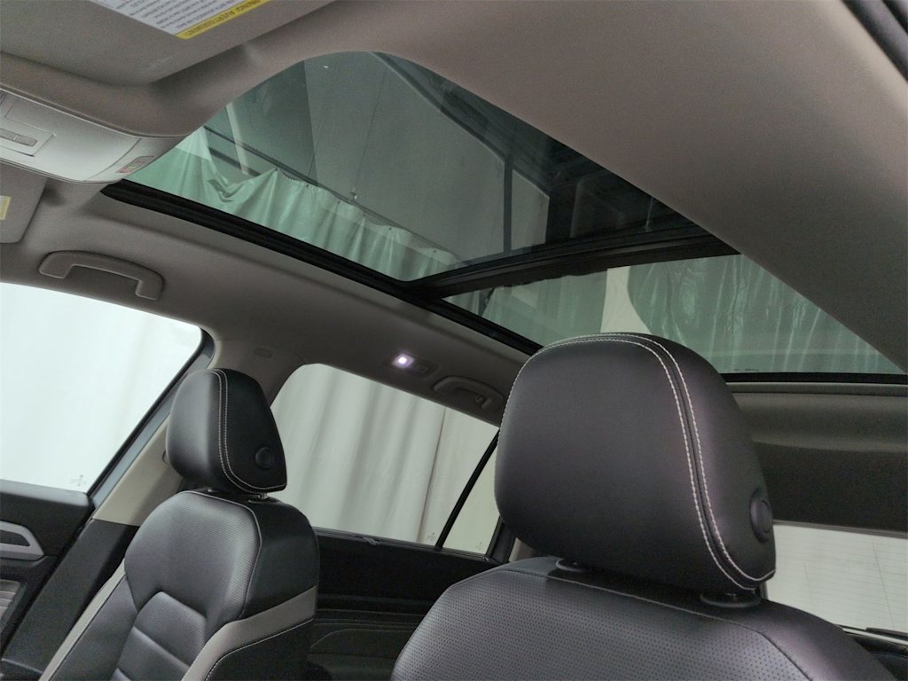 Thumbnail: 2023 Volkswagen Atlas - 28