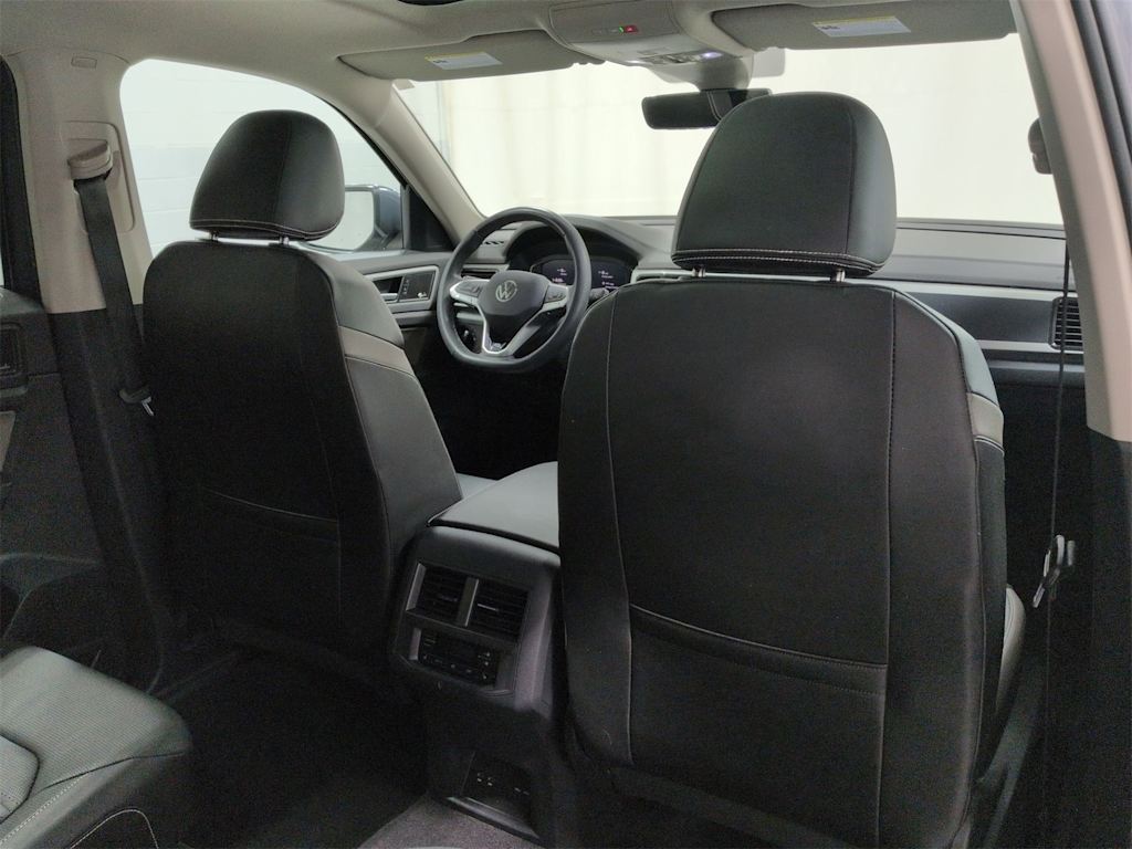 Thumbnail: 2023 Volkswagen Atlas - 12