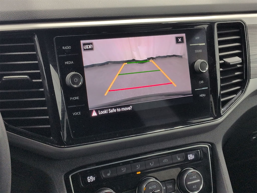 Thumbnail: 2023 Volkswagen Atlas - 34