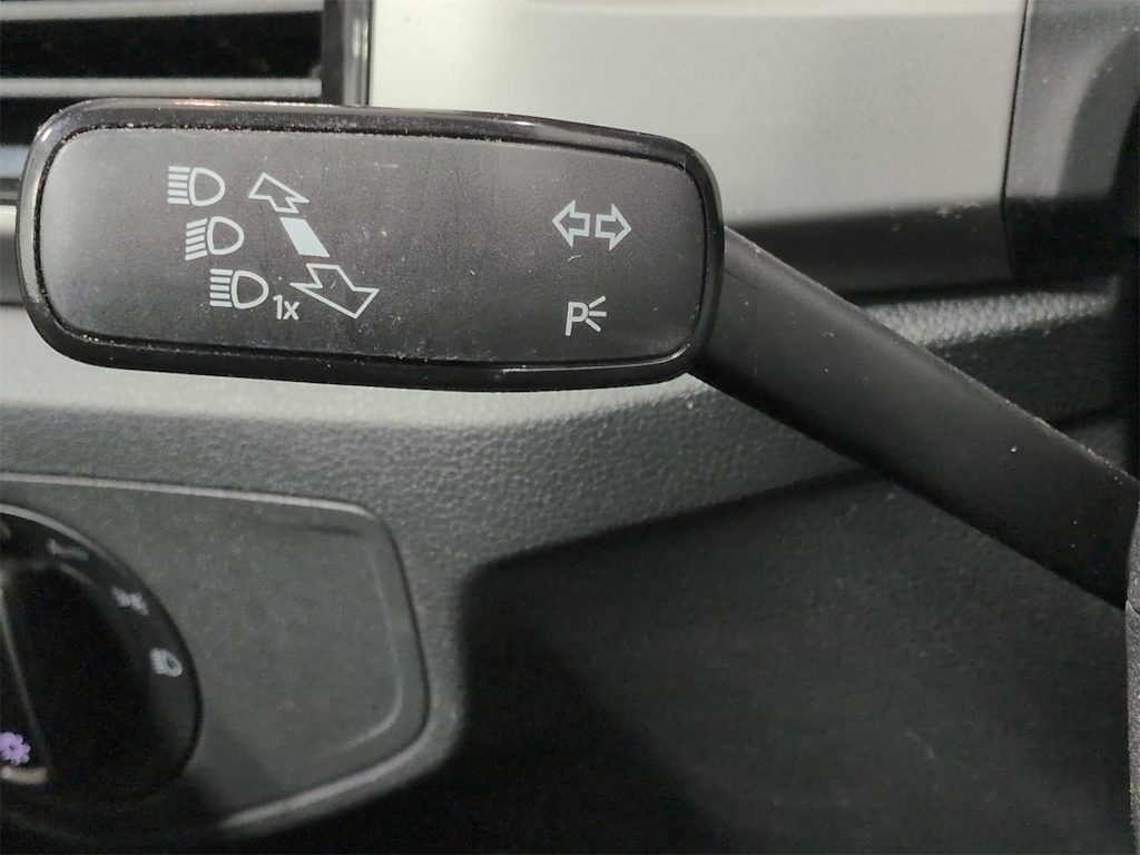 Thumbnail: 2023 Volkswagen Atlas - 33