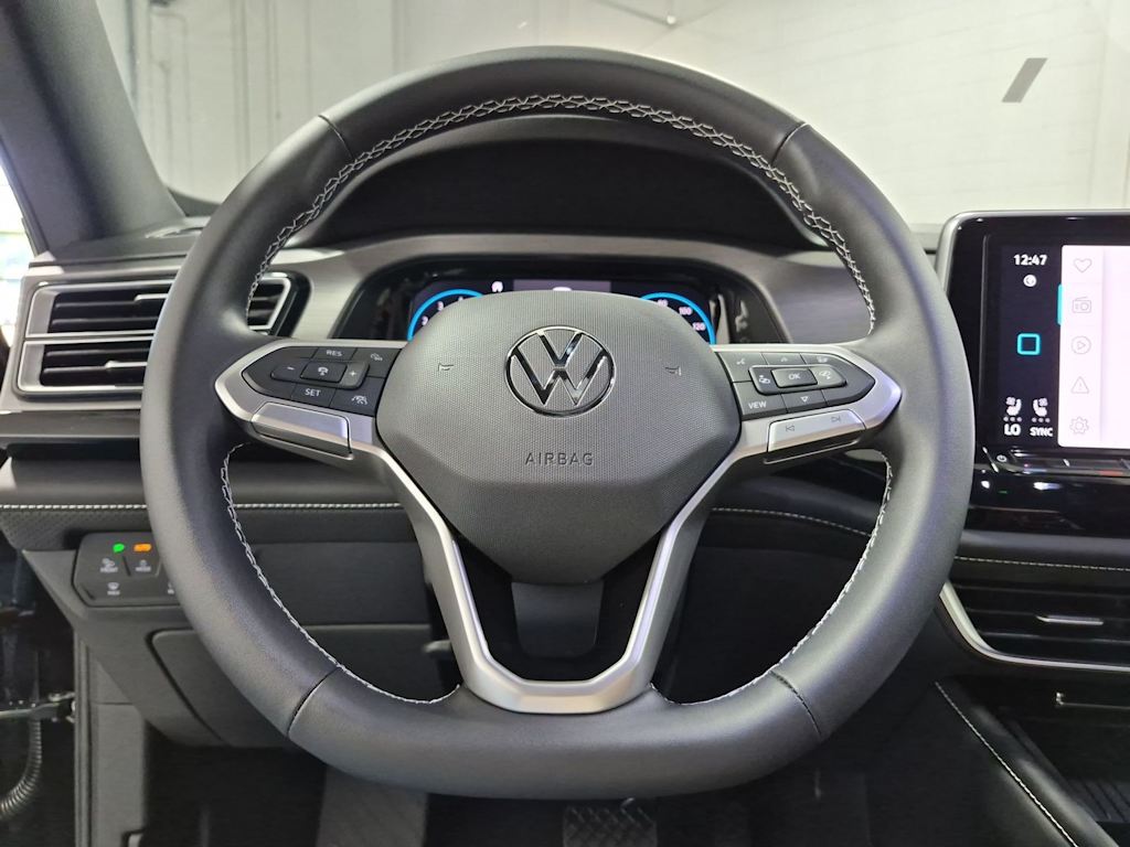 Thumbnail: 2026 Volkswagen Atlas - 13