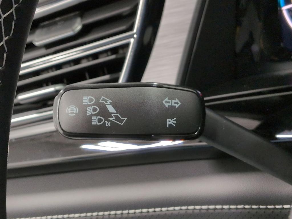 Thumbnail: 2026 Volkswagen Atlas - 16