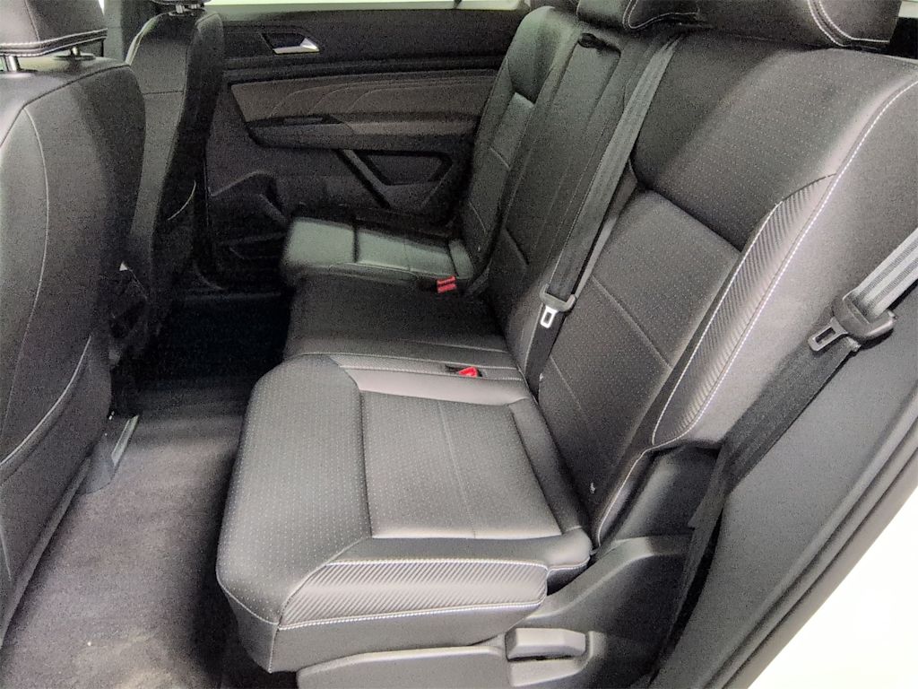 Thumbnail: 2023 Volkswagen Atlas - 28