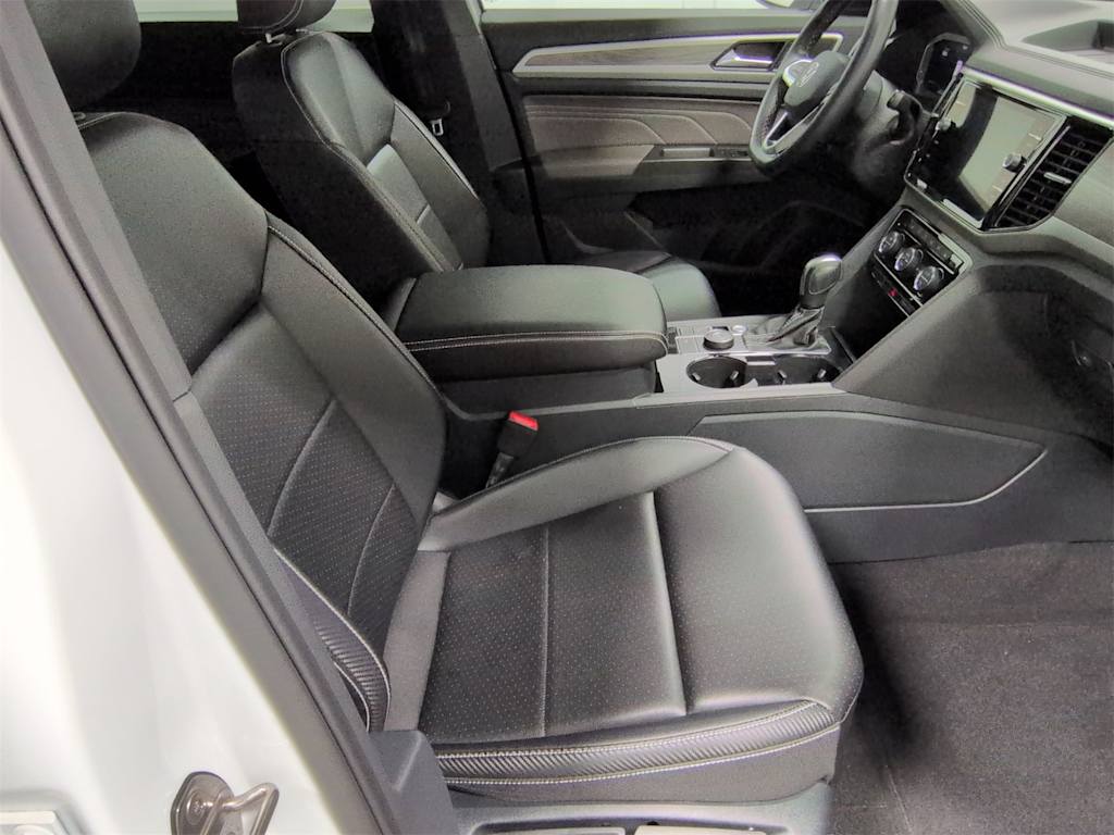 Thumbnail: 2023 Volkswagen Atlas - 12