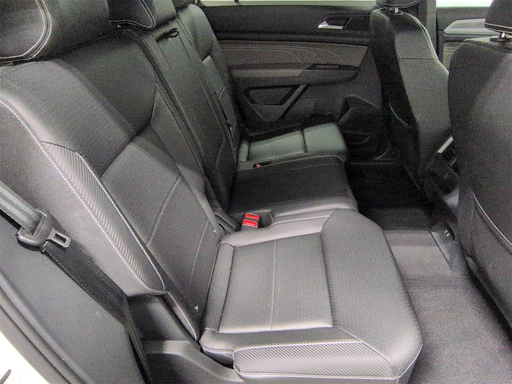 Thumbnail: 2023 Volkswagen Atlas - 29