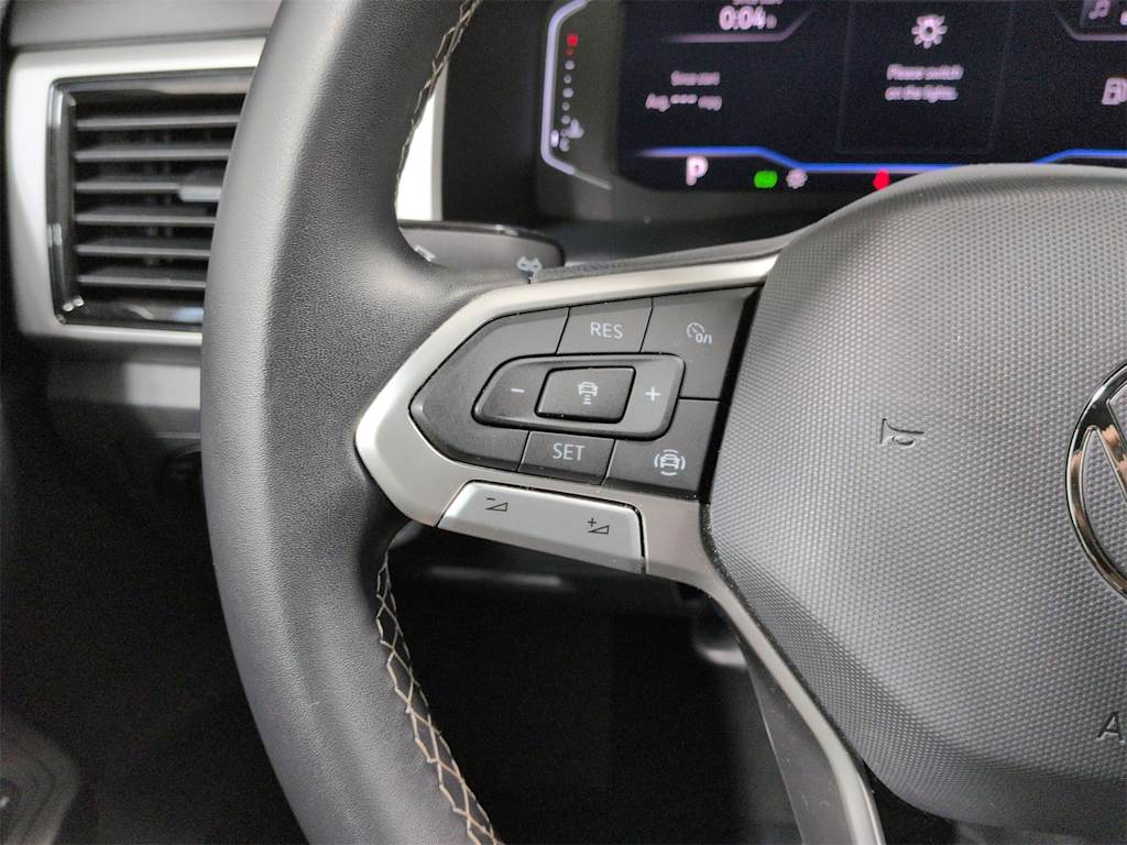 Thumbnail: 2023 Volkswagen Atlas - 30