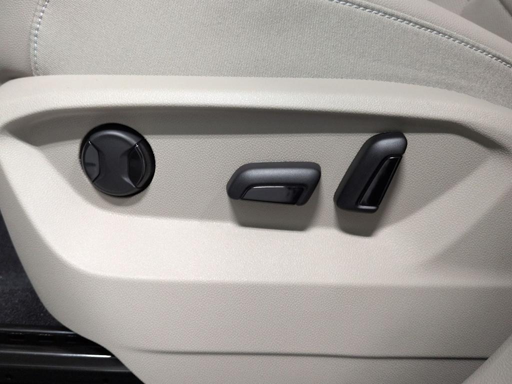 Thumbnail: 2026 Volkswagen Atlas - 27