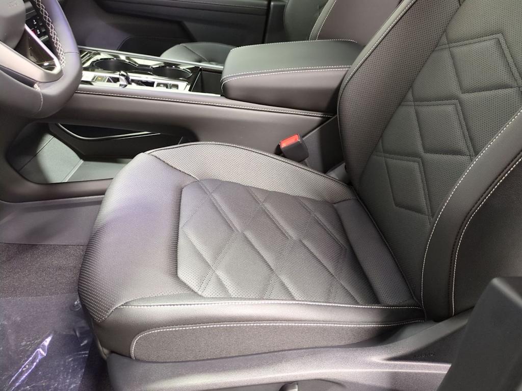 Thumbnail: 2026 Volkswagen Atlas - 11