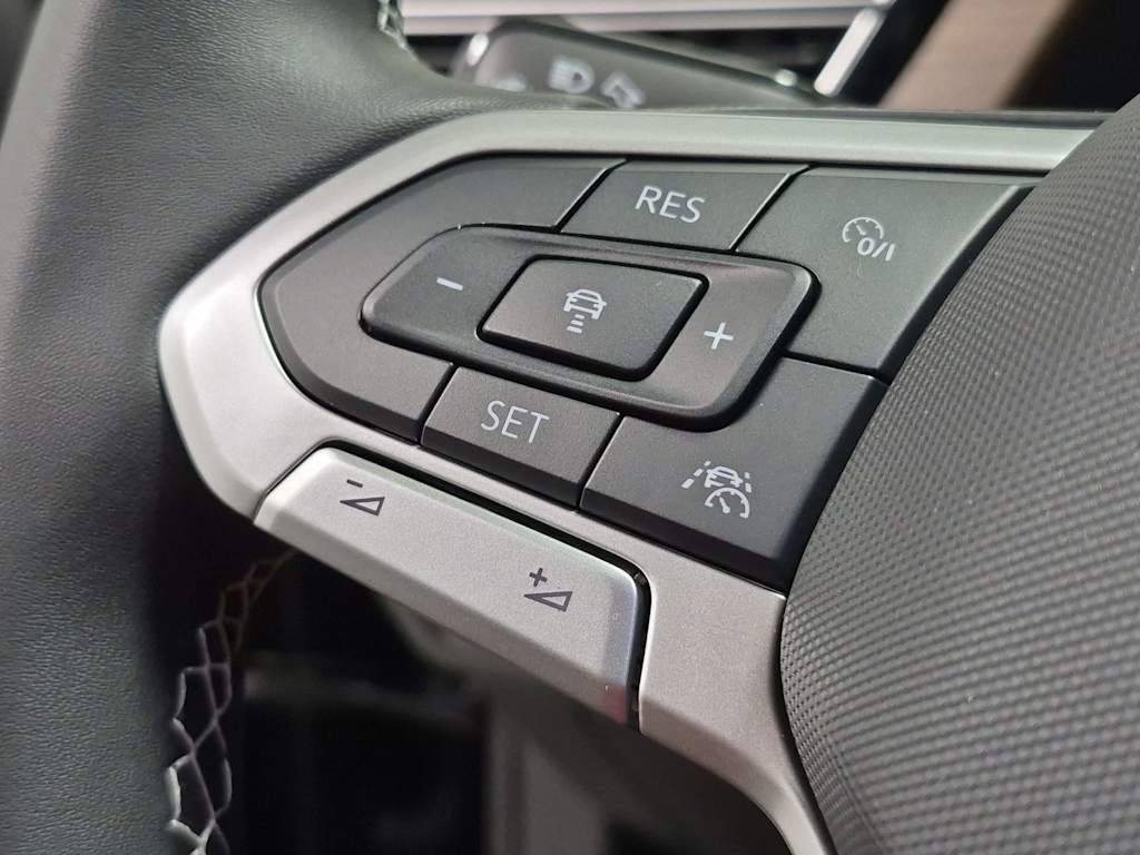 Thumbnail: 2026 Volkswagen Atlas - 28