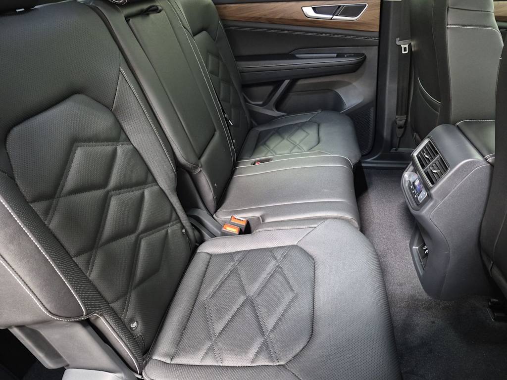 Thumbnail: 2026 Volkswagen Atlas - 12