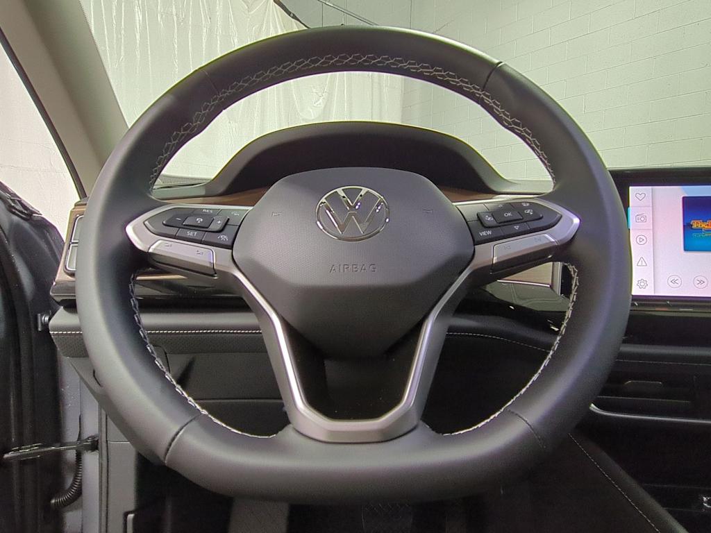 Thumbnail: 2026 Volkswagen Atlas - 14