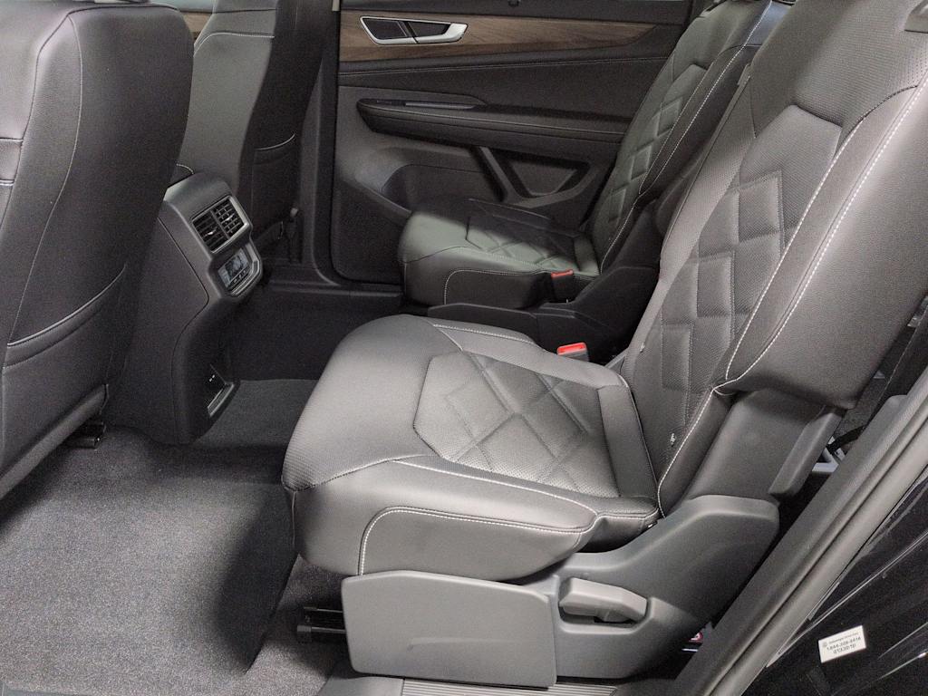 Thumbnail: 2026 Volkswagen Atlas - 27
