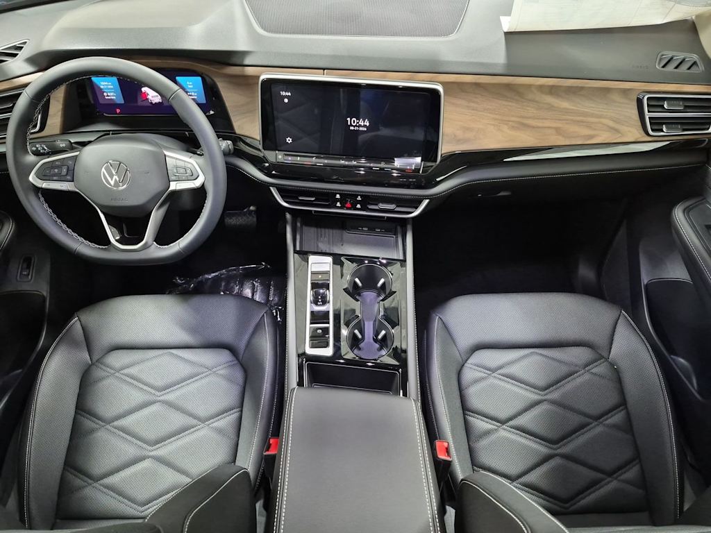Thumbnail: 2026 Volkswagen Atlas - 10