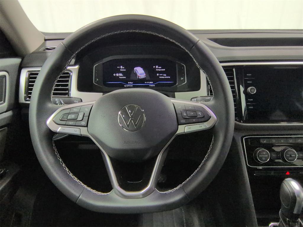 Thumbnail: 2023 Volkswagen Atlas - 14