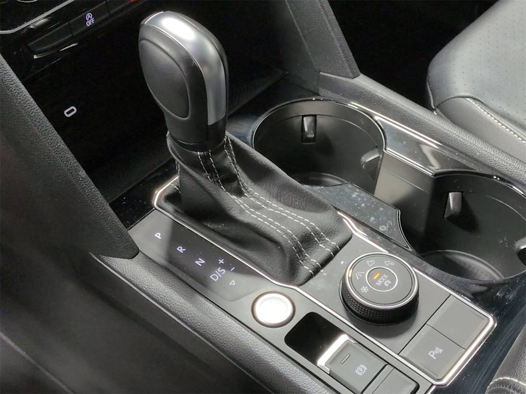 Thumbnail: 2023 Volkswagen Atlas - 16