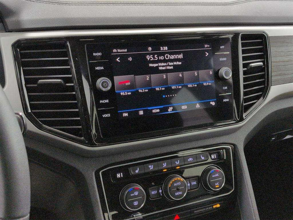 Thumbnail: 2023 Volkswagen Atlas - 15