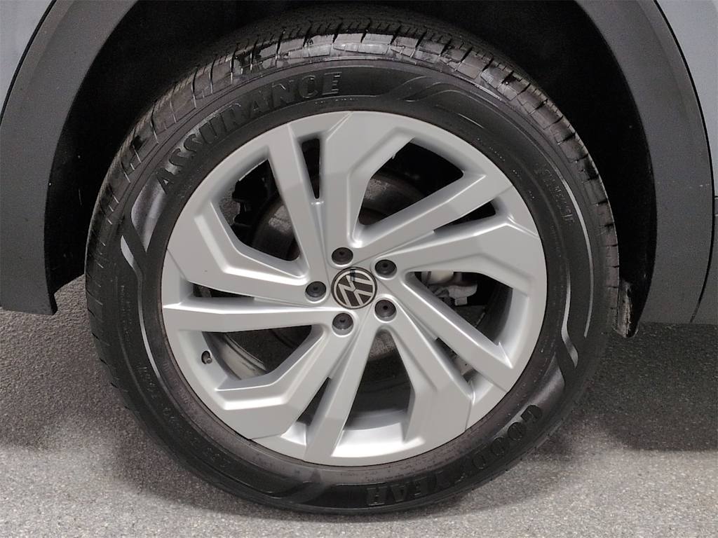 Thumbnail: 2023 Volkswagen Atlas - 8