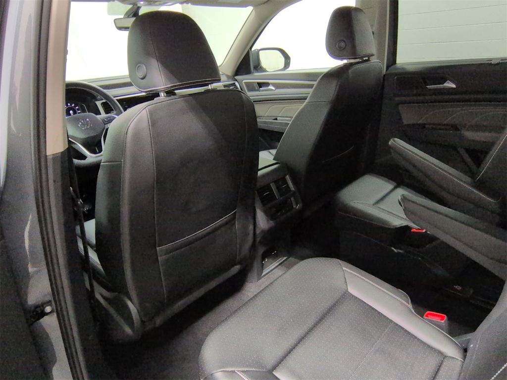 Thumbnail: 2023 Volkswagen Atlas - 13