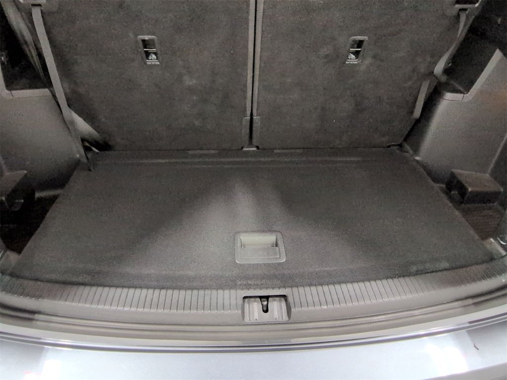 Thumbnail: 2023 Volkswagen Atlas - 18