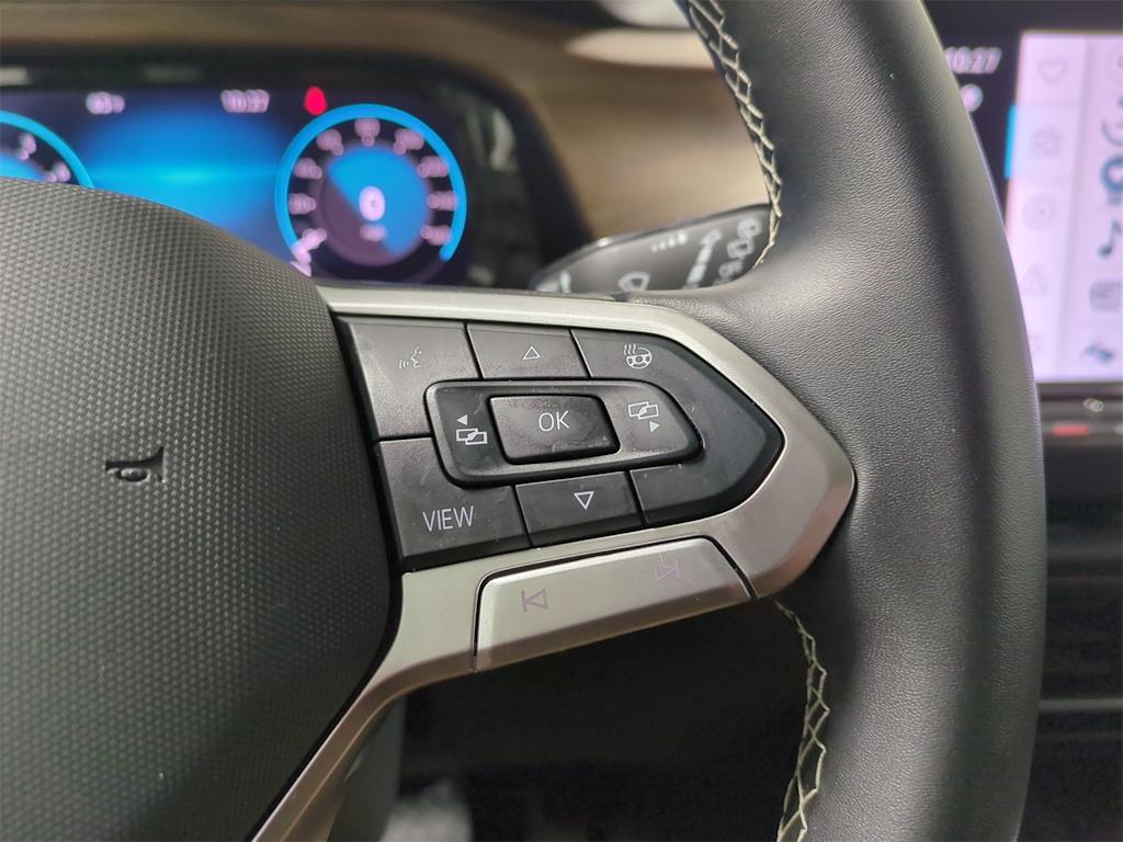 2025 Volkswagen Atlas SE 31