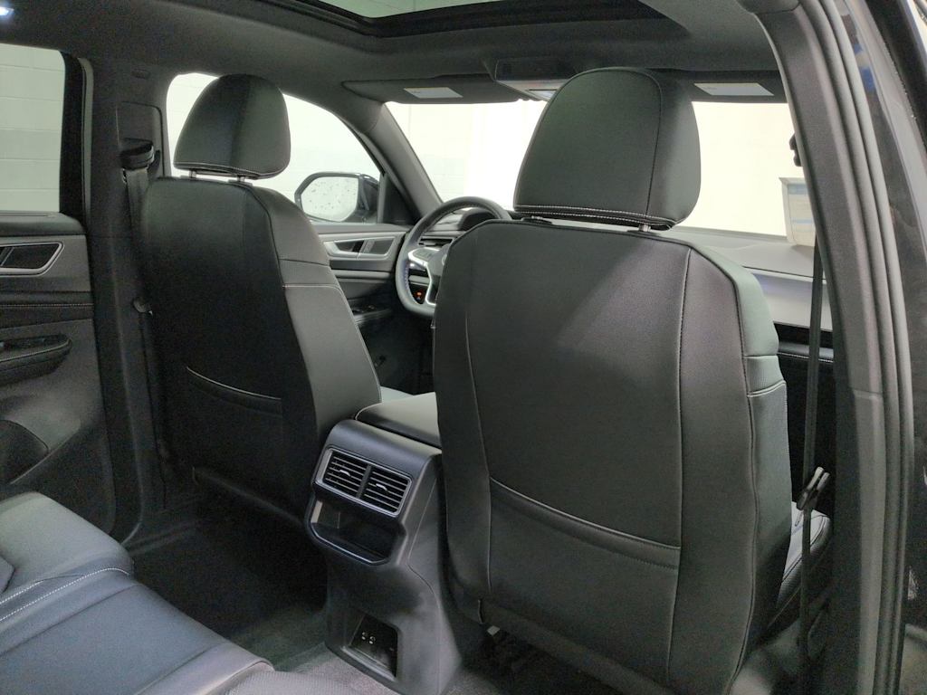 Thumbnail: 2026 Volkswagen Atlas - 12