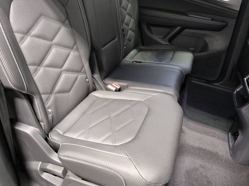 Thumbnail: 2026 Volkswagen Atlas - 28